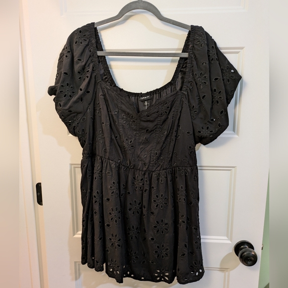 torrid Tops - New with tags! Torrid Black Eyelet Puff-Sleeve Top